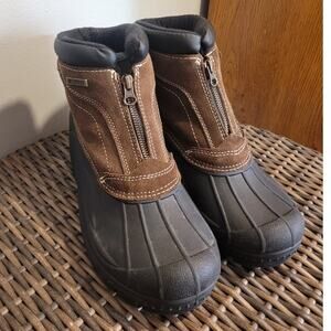 TAMARACK Mens All-Season Classic Front Zip Insulated Waterproof Boots Sz 8 Suede